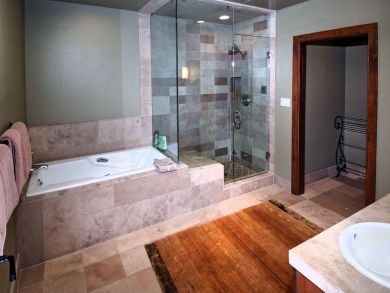 Bachelor Gulch Ski in Ski Out 4 Bedroom Home